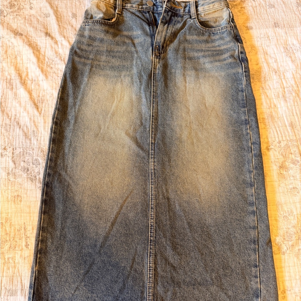 Lewkin Denim Skirt